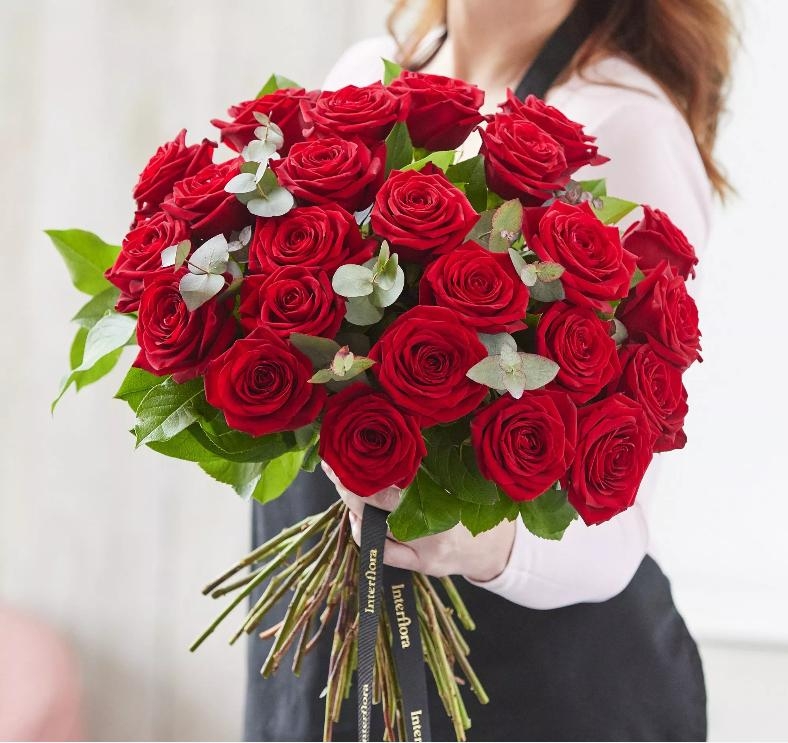 Red Rose Masterpiece, Valentine Red Roses Bouquet